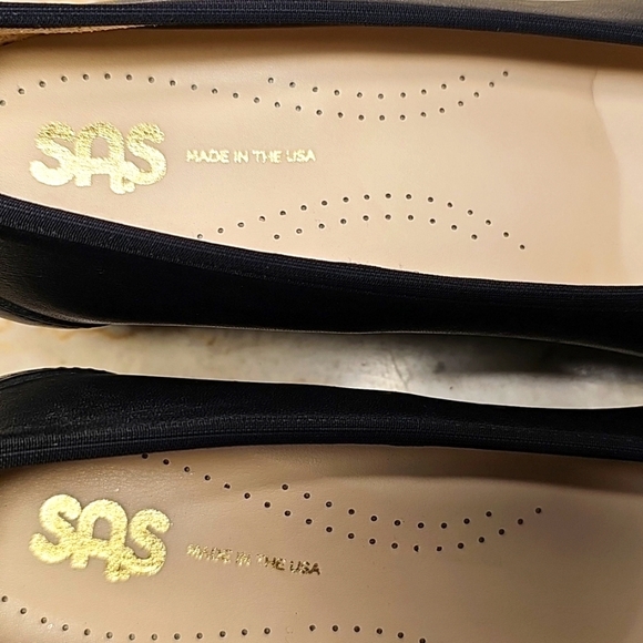 SAS Milano Womens Black Leather Classic Comfort Pump Size 8M - Picture 2 of 8